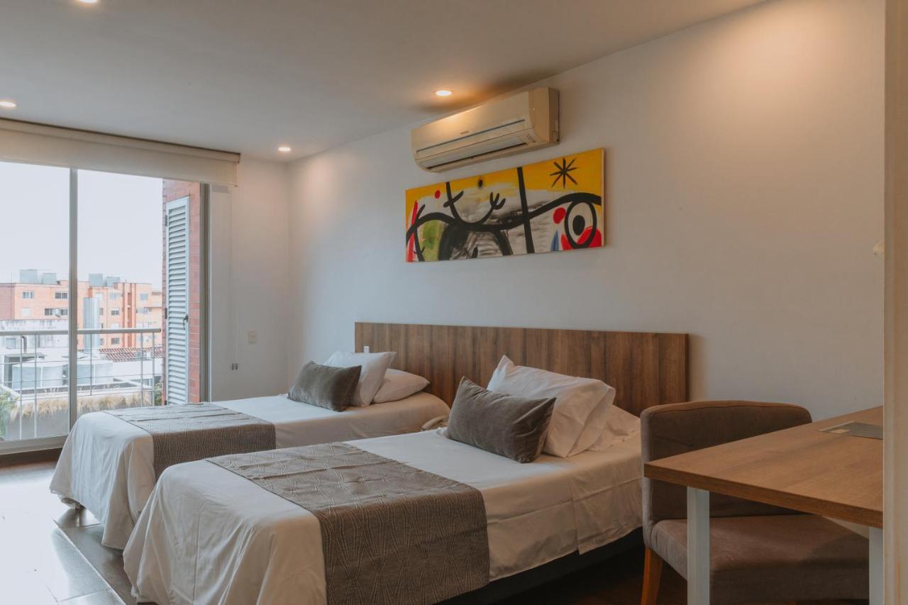 Travelers Orange Suites Medellín Dış mekan fotoğraf